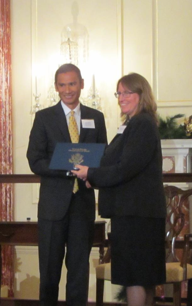 Anandaroopa receives US Secretary of State Award for LGBT volunteerism in Chennai