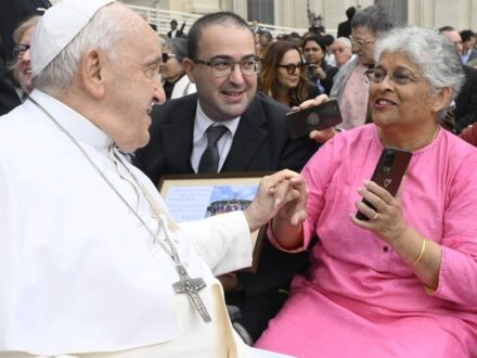 Pope permits blessings for same-gender Catholic couples